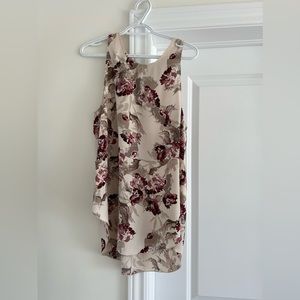Aritzia floral sleeveless blouse